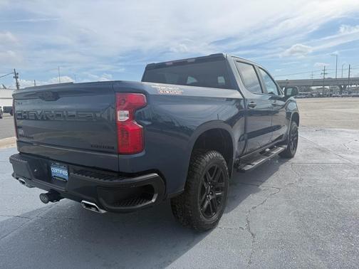 2022 Chevrolet Silverado 1500 Custom Trail Boss