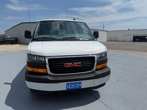 2023 GMC Savana 2500 Work Van