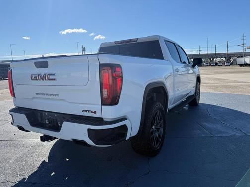 2022 GMC Sierra 1500 Limited AT4