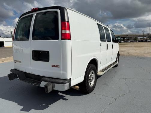 2017 GMC Savana 2500 Work Van