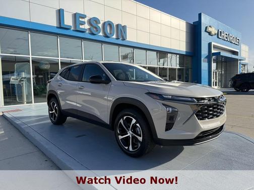 White Sand 2026 Chevrolet Trax 1RS