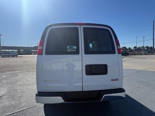2023 GMC Savana 2500 Work Van