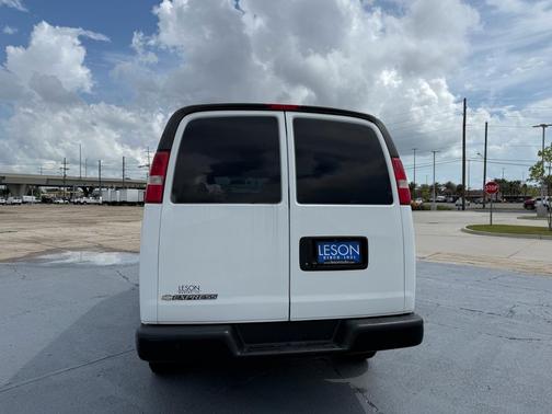 2017 Chevrolet Express 2500 Work Van