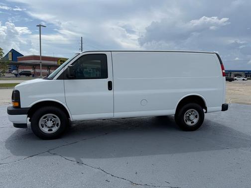 2017 Chevrolet Express 2500 Work Van