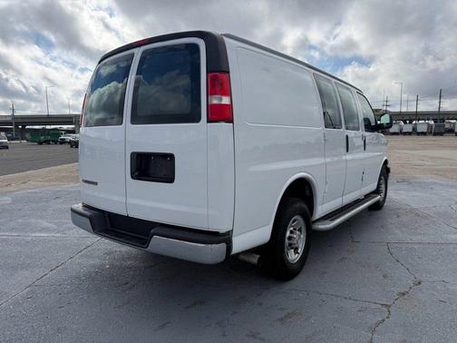 2024 Chevrolet Express 2500 Work Van