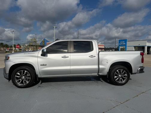 Silver Ice Metallic 2020 Chevrolet Silverado 1500 LT