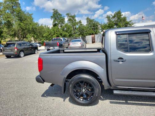 2021 Nissan Frontier SV