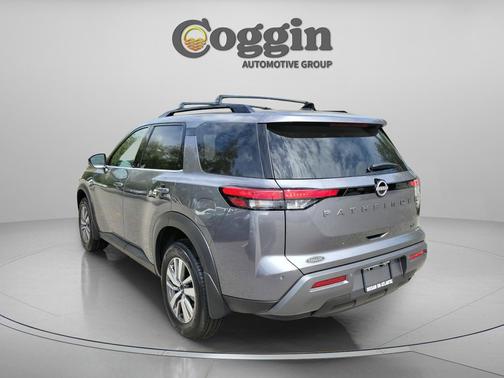 Gun Metallic 2026 Nissan Pathfinder SL