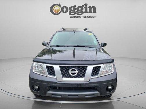 Magnetic Black Pearl 2020 Nissan Frontier PRO-4X