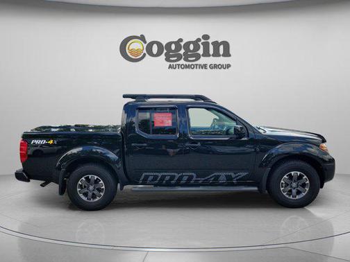 Magnetic Black Pearl 2020 Nissan Frontier PRO-4X