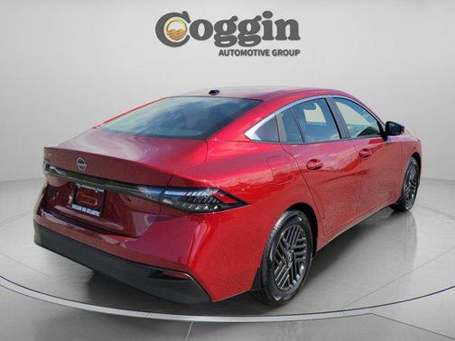 Scarlet Ember Tintcoat 2026 Nissan Sentra SV