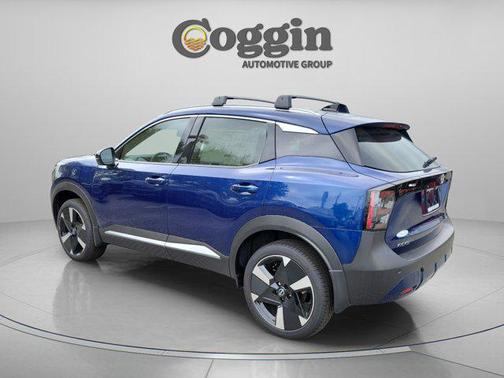 Deep Blue Pearl 2026 Nissan Kicks SR