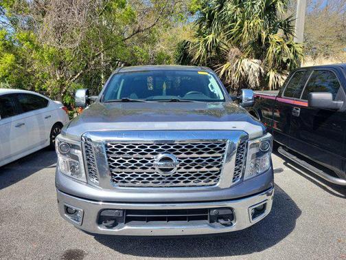 2018 Nissan Titan SL