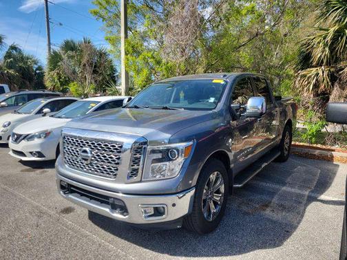 2018 Nissan Titan SL