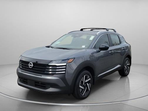 Gun Metallic 2026 Nissan Kicks SV