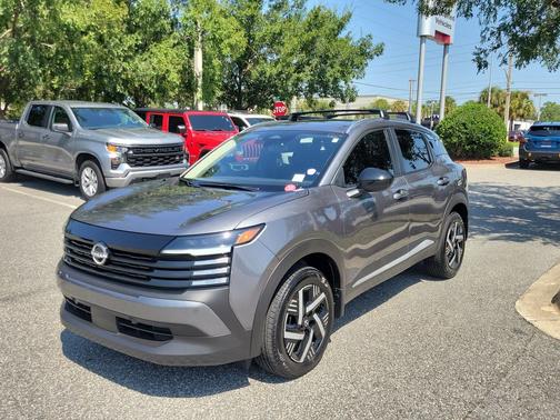 Gun Metallic 2026 Nissan Kicks SV