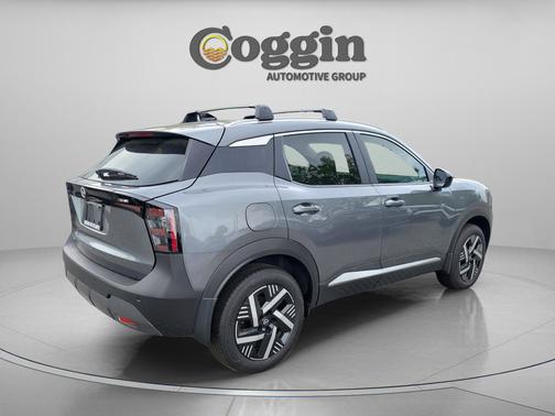 Gun Metallic 2026 Nissan Kicks SV