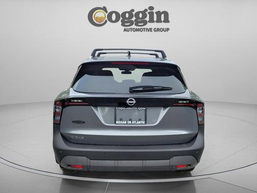 Gun Metallic 2026 Nissan Kicks SV