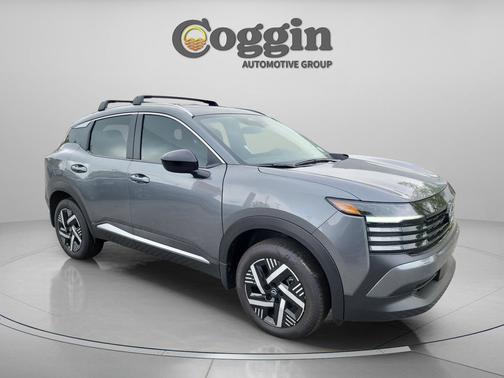 Gun Metallic 2026 Nissan Kicks SV