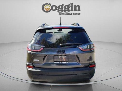 2023 Jeep Cherokee Altitude