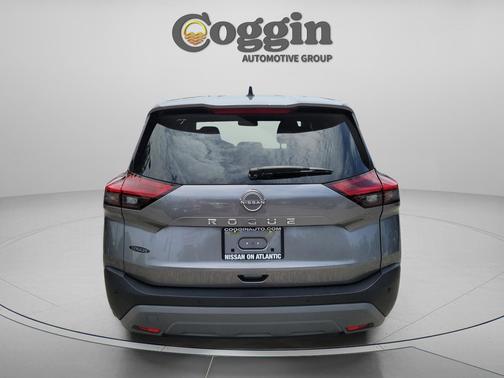 Gun Metallic 2023 Nissan Rogue S