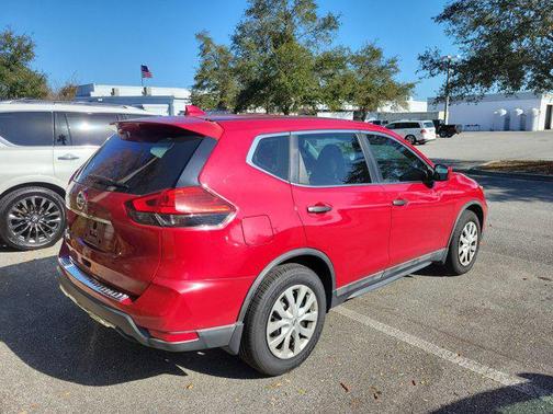 2017 Nissan Rogue S