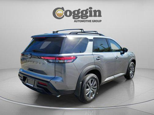 Gun Metallic 2026 Nissan Pathfinder SV