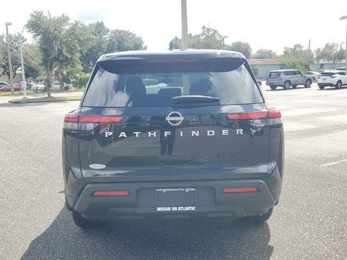 2025 Nissan Pathfinder S FWD