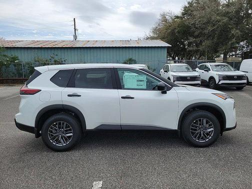 2025 Nissan Rogue S
