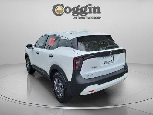 Fresh Powder 2025 Nissan Kicks S