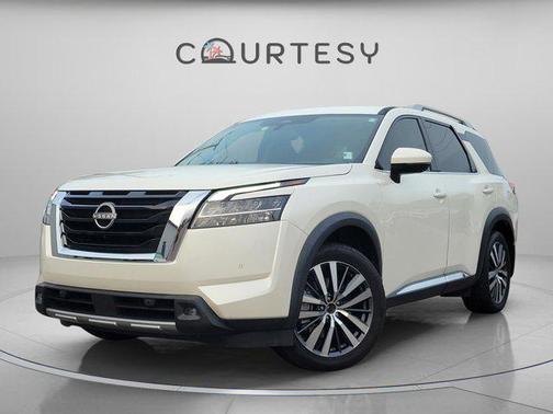 2022 Nissan Pathfinder Platinum 4WD