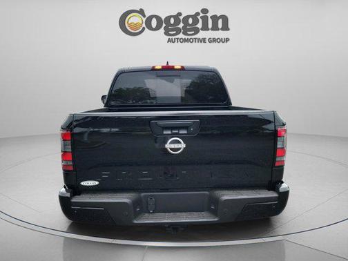 Super Black 2026 Nissan Frontier SV