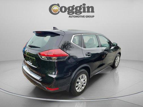 Magnetic Black 2018 Nissan Rogue S
