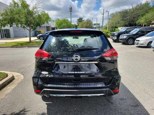 Magnetic Black 2018 Nissan Rogue S