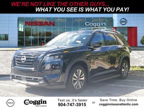 2023 Nissan Pathfinder SL FWD
