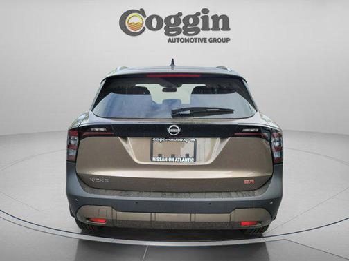 Canyon Bronze Metallic 2026 Nissan Kicks SR