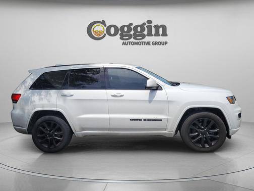 Bright White Clearcoat 2020 Jeep Grand Cherokee Altitude