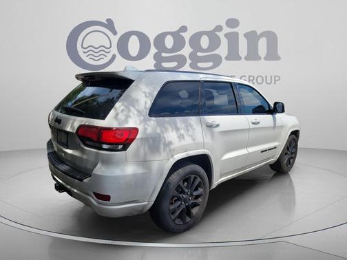 Bright White Clearcoat 2020 Jeep Grand Cherokee Altitude