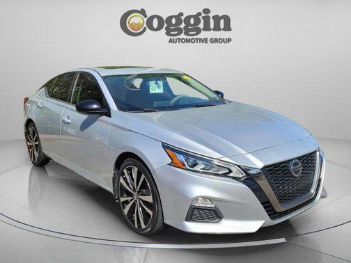 Brilliant Silver Metallic 2019 Nissan Altima 2.5 SR