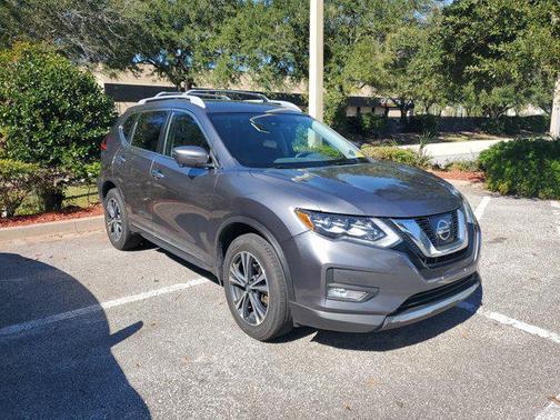 2017 Nissan Rogue SL