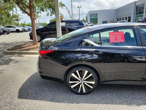 2020 Nissan Altima SR FWD