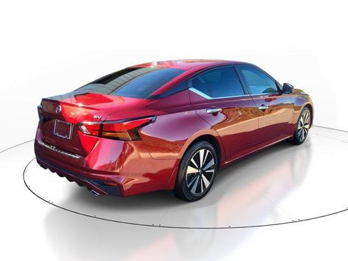 2021 Nissan Altima 2.5 SV