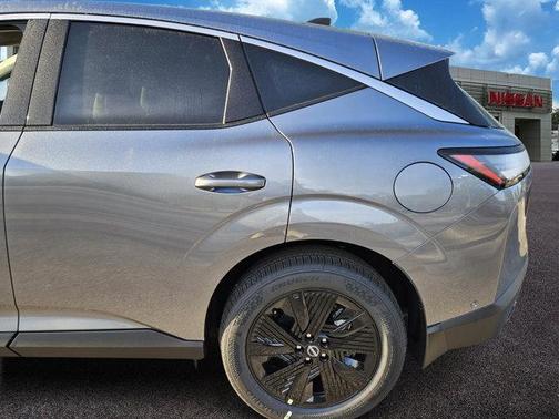 2025 Nissan Murano SV