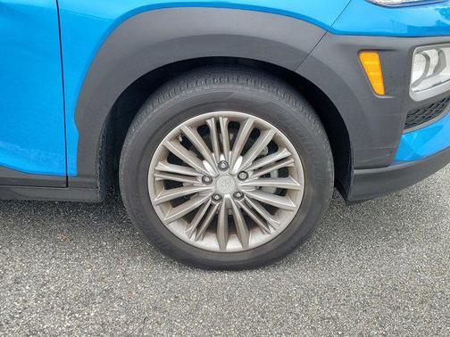 2020 Hyundai KONA SEL