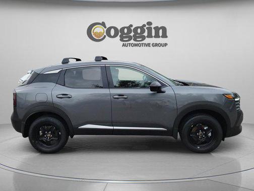 Gun Metallic 2026 Nissan Kicks SV