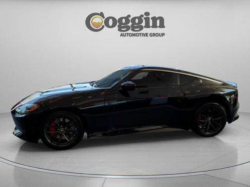 Black Diamond Pearl 2026 Nissan Z Performance