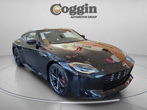 Black Diamond Pearl 2026 Nissan Z Performance