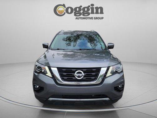 2020 Nissan Pathfinder Platinum 2WD