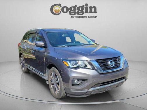 Gun Metallic 2020 Nissan Pathfinder Platinum 2WD