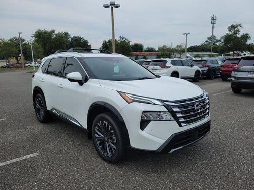 2025 Nissan Rogue Platinum